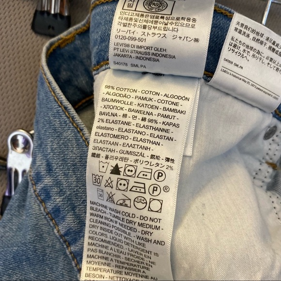 Levi's Wedgie Skinny High Rise Waisted Jeans Distressed Hole Knee 32 - Picture 6 of 6